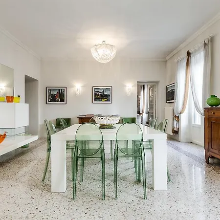 Lägenhet Cadorna Lux Milano